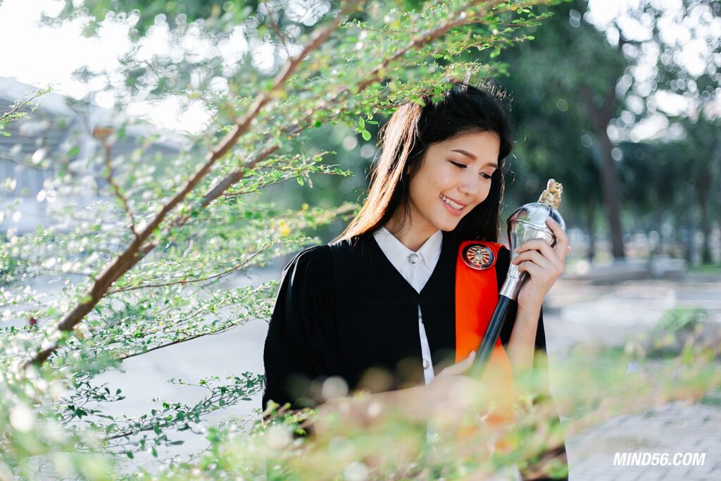 ถ่ายนอกรอบ มธ 2569