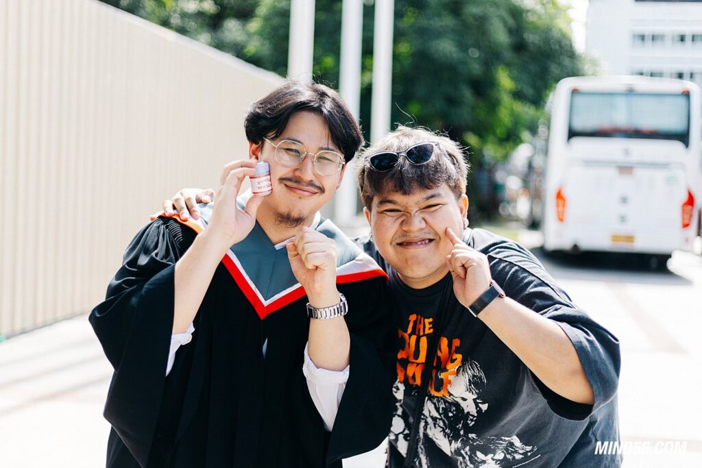 ถ่ายรูปวันซ้อมรับปริญญา มศว
