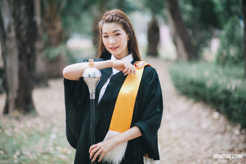 ถ่ายนอกรอบ ฑูตกิจกรรม มธ