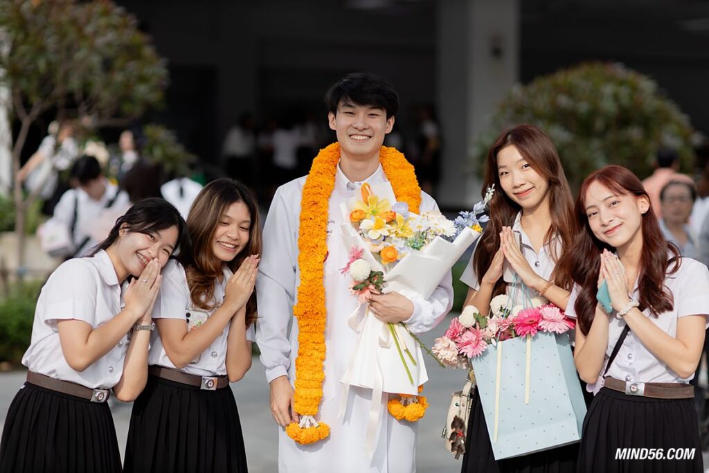 หมอแลนด์ ทันตะ มศว หล่อละมุนทรงเกาหลีดีต่อใจ 9