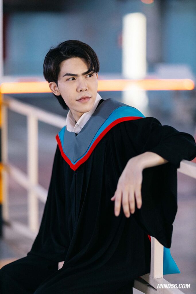 หล่อคมตี๋อินเตอร์ บัณฑิต มศว ลุคหนุ่มจีนงานดีต่อใจ 18