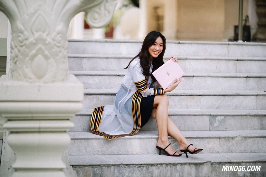 นอกรอบ น้องพลอย บัญชี จุฬา 9