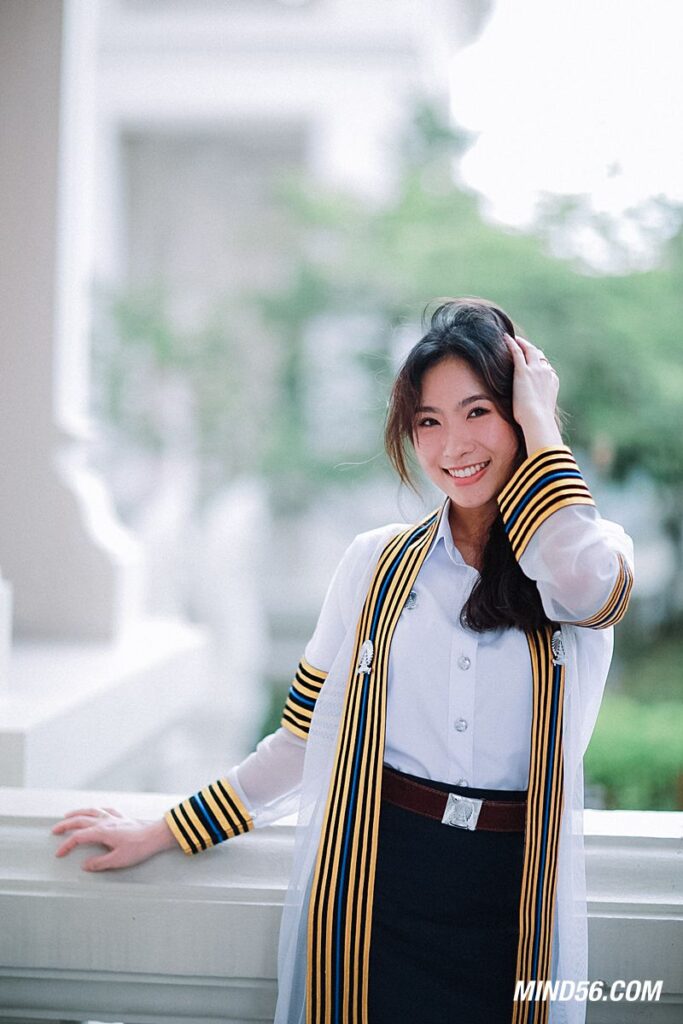 นอกรอบ น้องพลอย บัญชี จุฬา 10