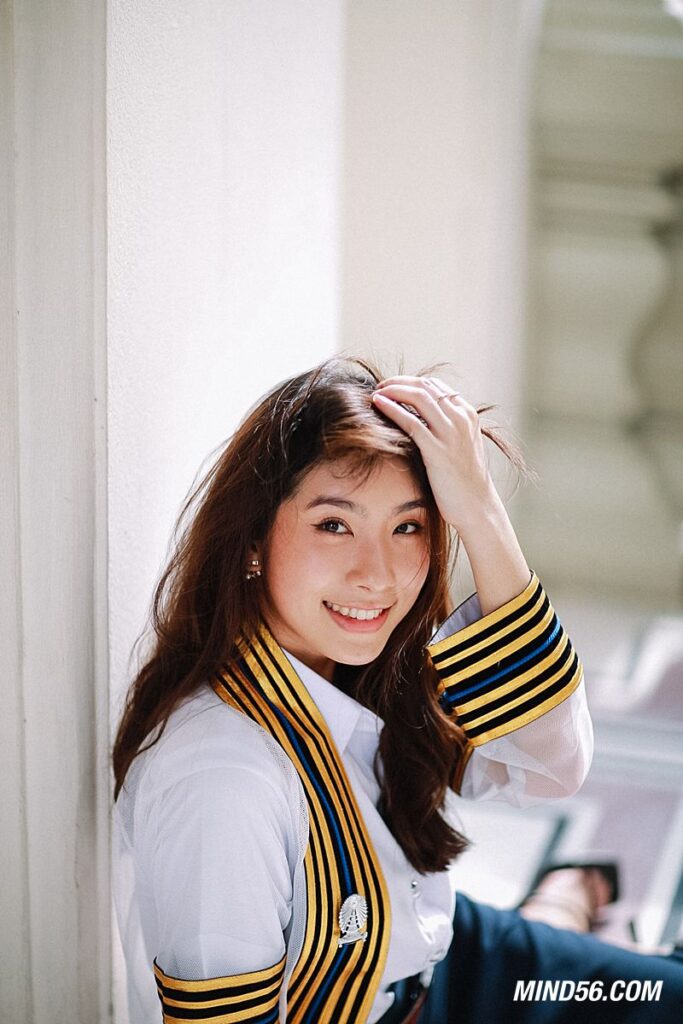 นอกรอบ น้องพลอย บัญชี จุฬา 16